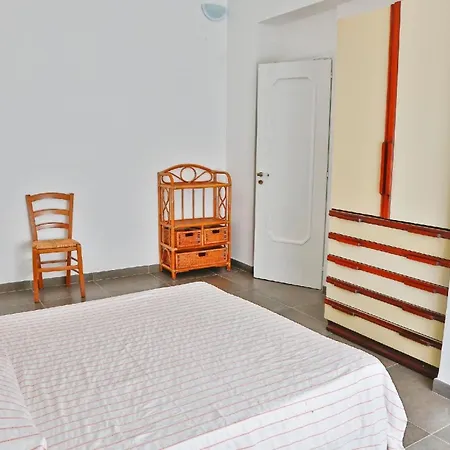 Fuer 10 Personen In Cefalu, Sizilien Nordkueste Von Sizilien * Cefalù